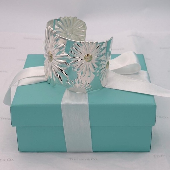 Tiffany & Co. Daisy Wide Cuff Bracelet Sterling Silver 925 Gift Box Vintage 2003 - Picture 8 of 14